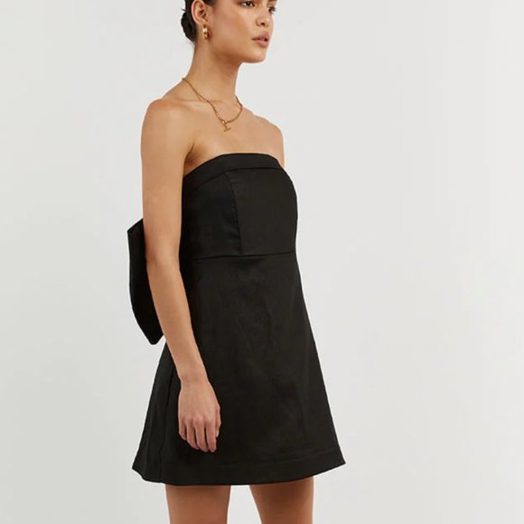 DISSH-AISLE BLACK LINEN BACK BOW DRESS - Picture 2 of 5